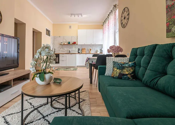 Apartament 45M2 - Sunny & Quiet-Very Close To Auschwitz Museum !