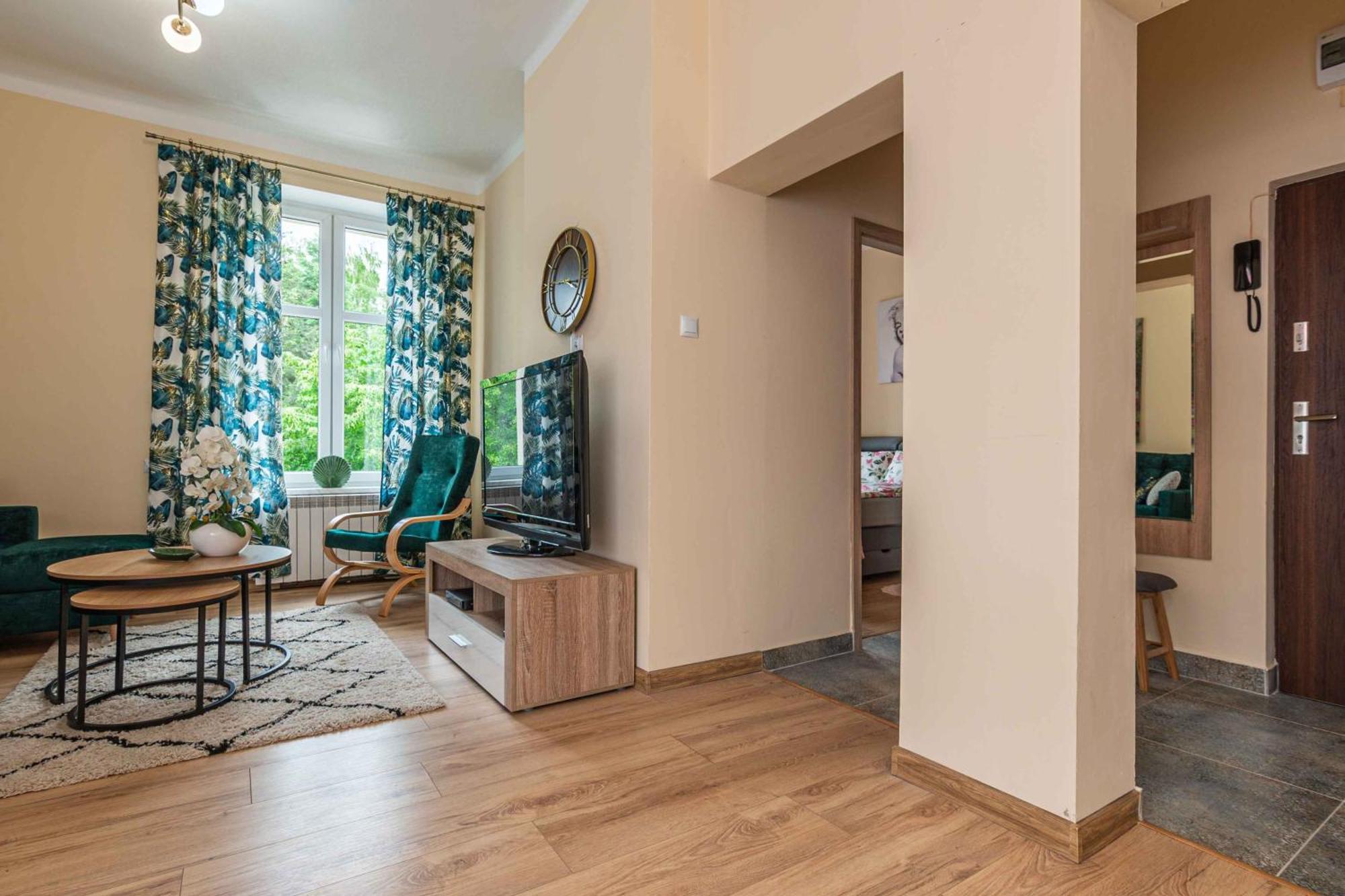 Apartment 45m2 - Sunny & Quiet-very Close To Museum ! Oswiecim