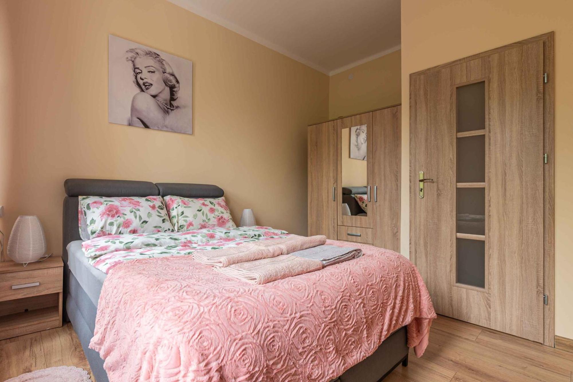 45m2 - Sunny & Quiet-very Close To Museum ! * Oswiecim