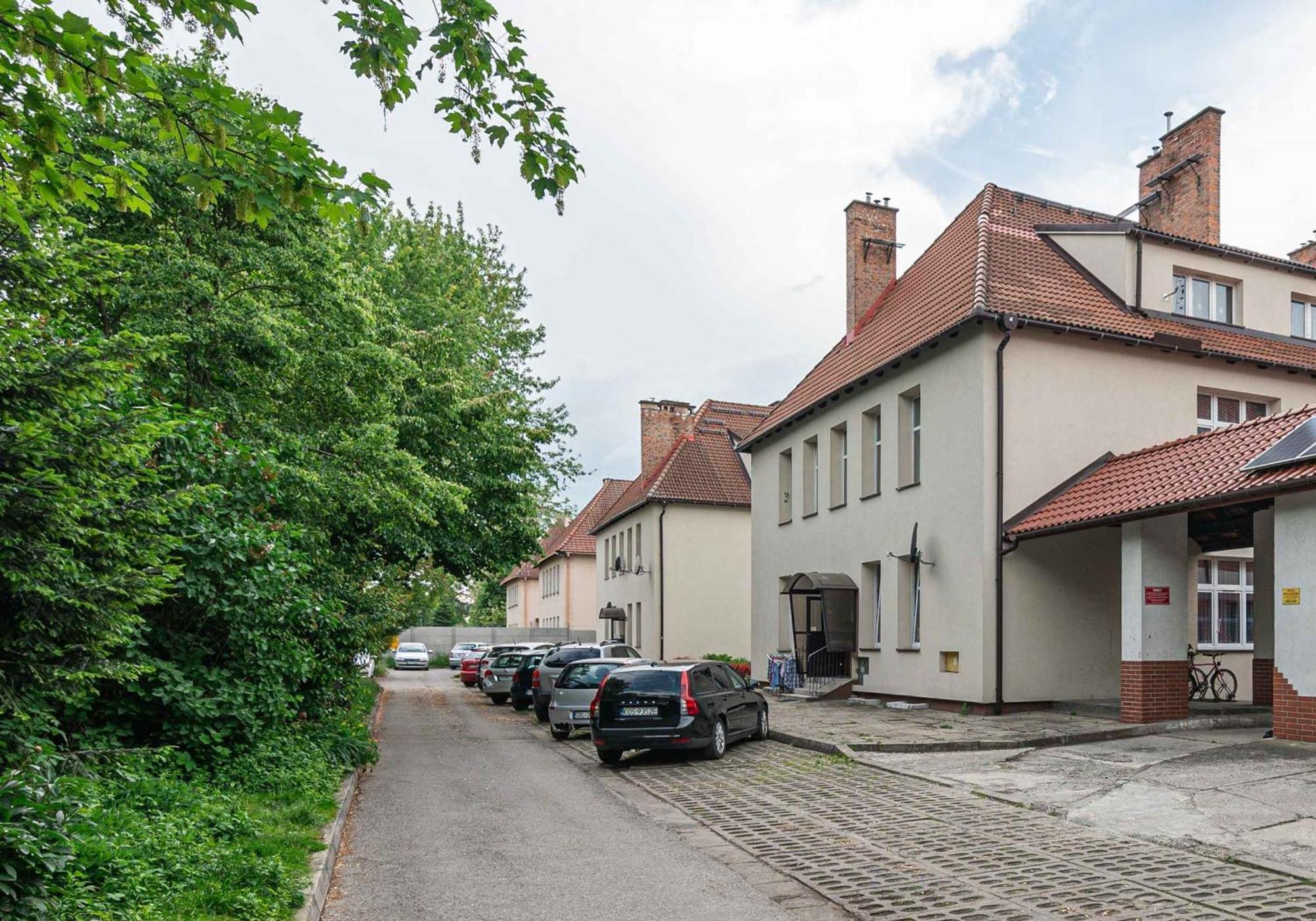Apartment 45m2 - Sunny & Quiet-very Close To Museum ! Oswiecim